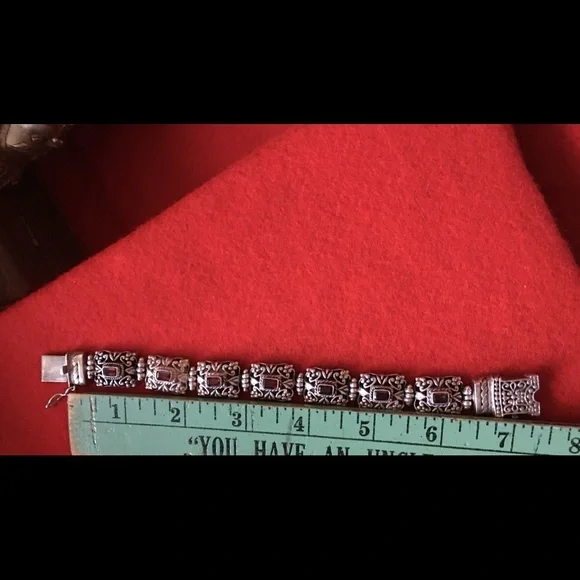AF 925 silver & square cut garnet filigree bracelet - Picture 11 of 11